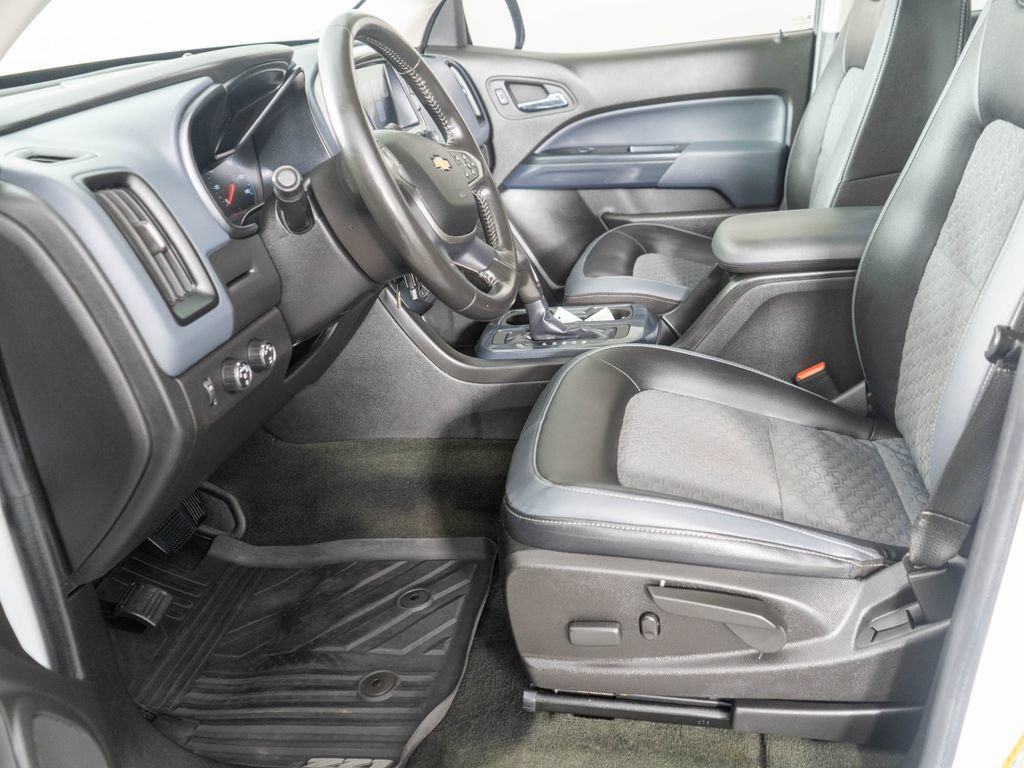 Used 2015 Chevrolet Colorado Z71 AWD/4WD image 10