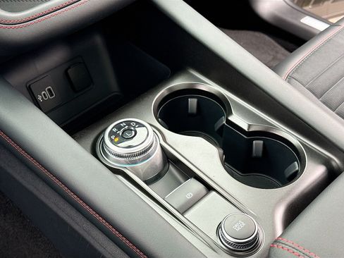 New 2026 Ford Explorer ST-Line w/ ST-Line Street Pack image 11