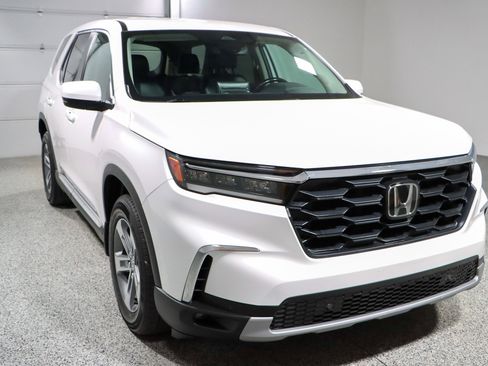 Used 2024 Honda Pilot EX-L image 5