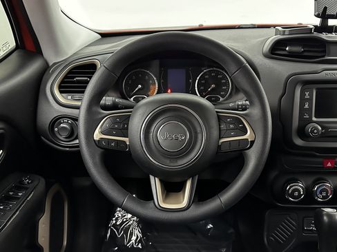 Used 2016 Jeep Renegade Sport w/ Power & Air Group image 21