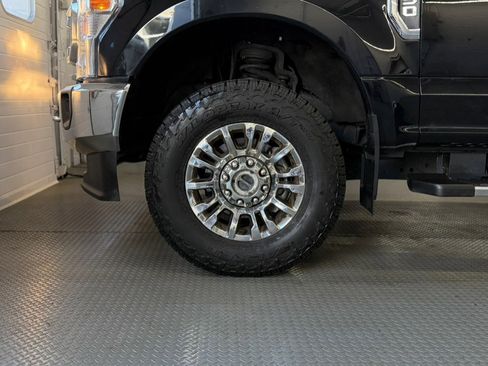 Used 2022 Ford F250 XLT w/ XLT Premium Package AWD/4WD image 13