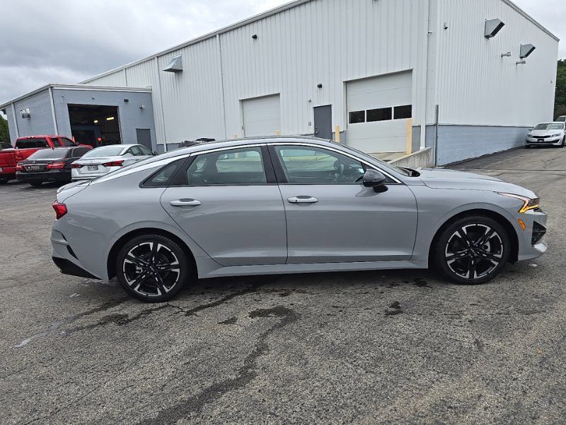 Used 2024 Kia K5 GT-Line AWD/4WD image 9