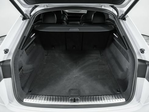 Used 2024 Audi RS Q8 AWD/4WD image 91