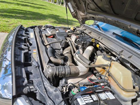 Used 2015 Ford F250 XLT w/ XLT Premium Package image 51