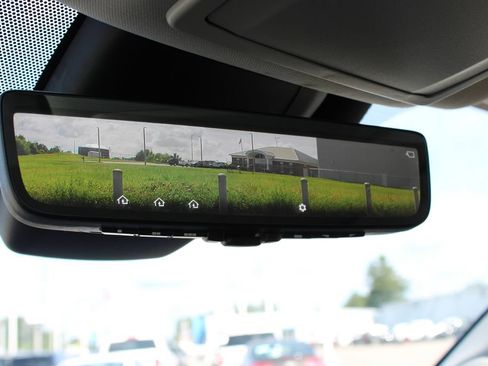 Used 2020 Toyota Highlander Platinum AWD/4WD image 17