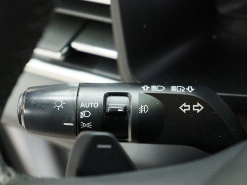 Used 2024 Mitsubishi Outlander SE FWD image 13