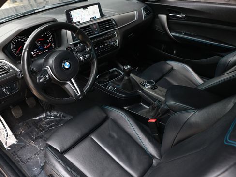 Used 2018 BMW M2 RWD image 6