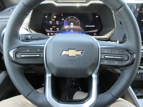 New 2026 Chevrolet Colorado LT w/ LT Convenience Package AWD/4WD image 23