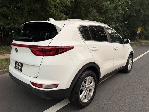 Used 2018 Kia Sportage LX w/ LX Popular Package AWD/4WD image 5