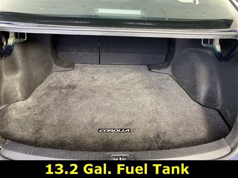 Used 2021 Toyota Corolla LE w/ Carpet Mat Package (TMS) image 8