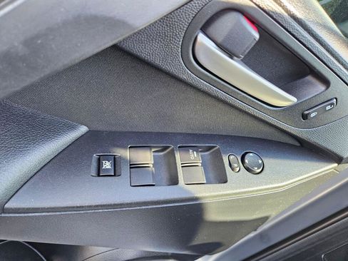 Used 2012 MAZDA MAZDA3 i Sport FWD image 15