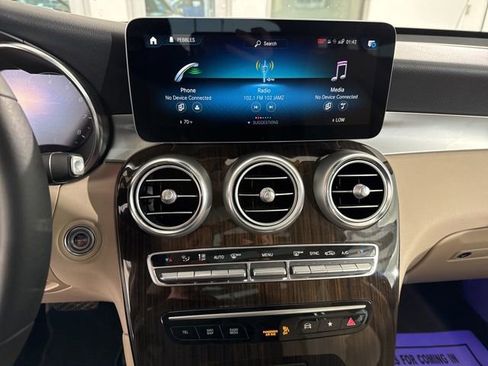 Used 2022 Mercedes-Benz GLC 300 w/ Premium Package Lite image 27