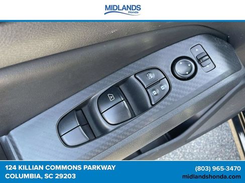 Used 2024 Nissan Altima 2.5 SV FWD image 16