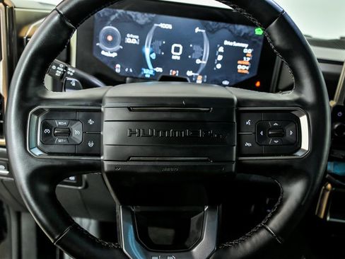 Used 2025 GMC Hummer EV 3X image 18