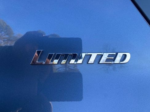 Used 2012 Toyota 4Runner Limited image 37