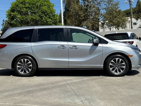 Certified 2021 Honda Odyssey EX-L image 6