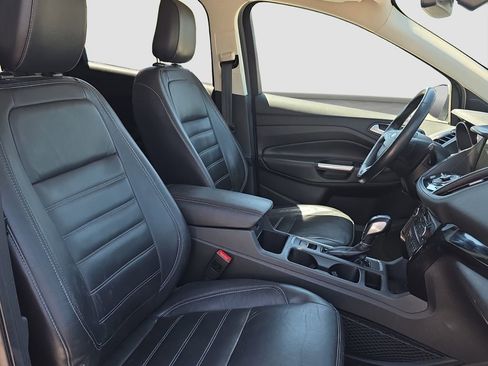 Used 2018 Ford Escape Titanium AWD/4WD image 20