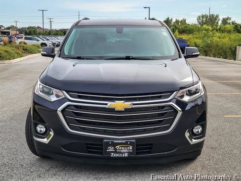 Used 2020 Chevrolet Traverse LT FWD image 4