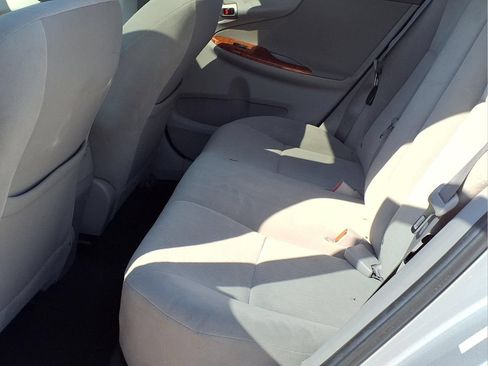 Used 2009 Toyota Corolla XLE w/ All Weather Guard Pkg FWD image 10