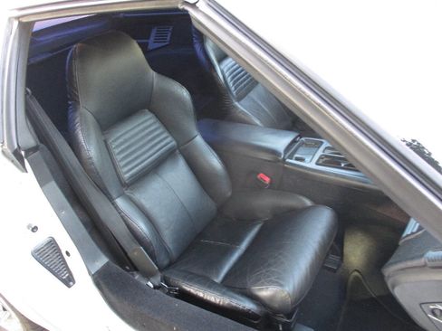 Used 1996 Chevrolet Corvette Coupe image 16