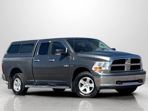 Used 2009 Dodge Ram 1500 Truck SLT w/ Remote Start & Security Group image 2