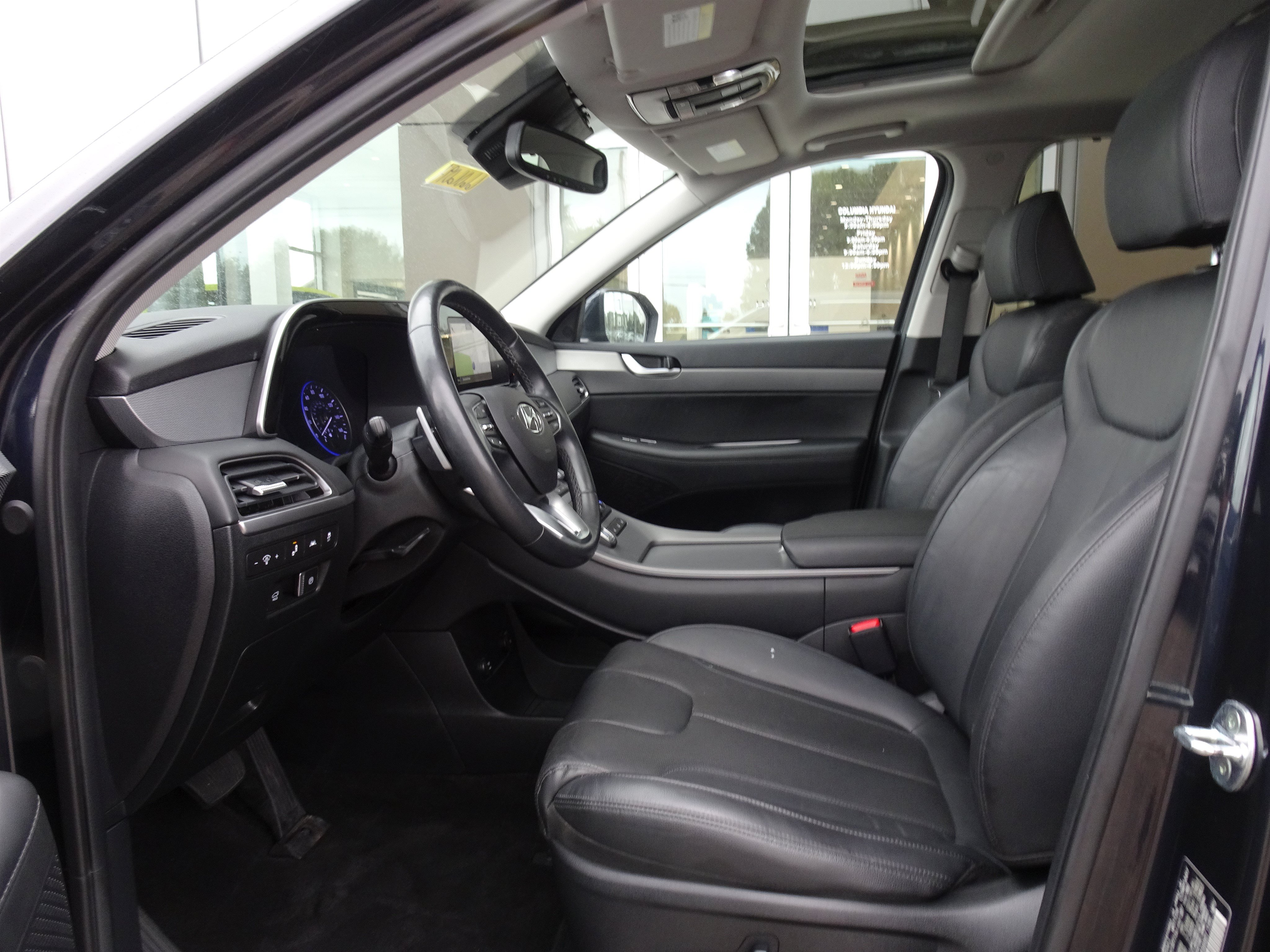 Used 2022 Hyundai Palisade SEL w/ 8P Bench Seat Package AWD/4WD image 8