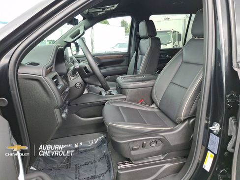 Certified 2024 Chevrolet Tahoe Premier AWD/4WD image 17