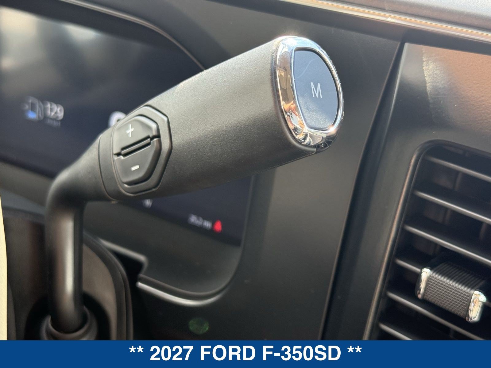 New 2027 Ford F350 Platinum w/ Platinum Plus Package AWD/4WD image 36