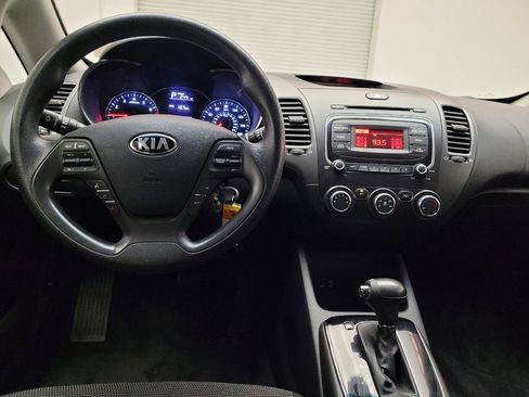 Used 2018 Kia Forte LX image 22