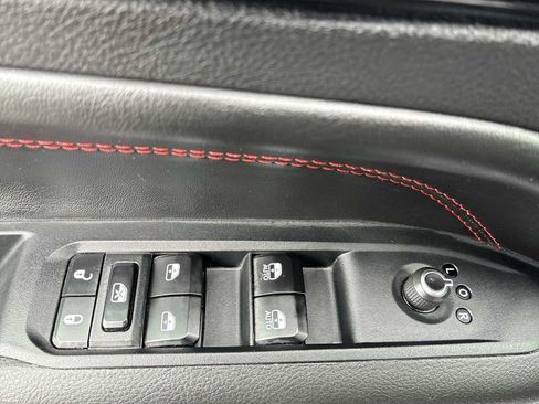 Certified 2025 Jeep Compass Trailhawk AWD/4WD image 15