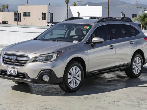 Used 2019 Subaru Outback 2.5i Premium image 4