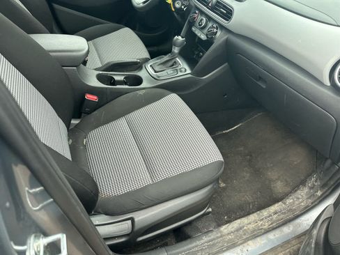 Used 2021 Hyundai Kona SE image 8