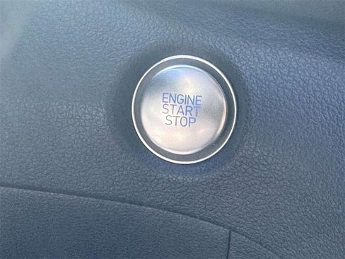 Used 2022 Hyundai Santa Fe SEL image 22