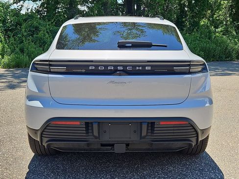 Certified 2025 Porsche Macan 4 Electric AWD/4WD image 6