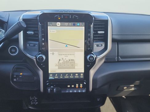 Used 2024 RAM 2500 Laramie w/ Safety Group AWD/4WD image 13