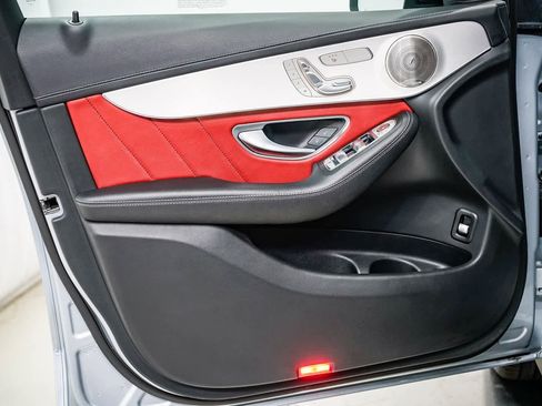 Used 2023 Mercedes-Benz GLC 300 4MATIC Coupe image 19