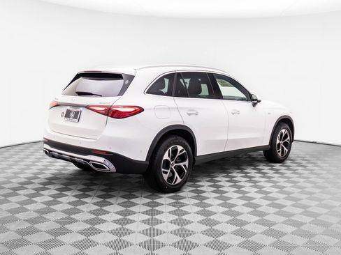 New 2025 Mercedes-Benz GLC 350e 4MATIC image 5