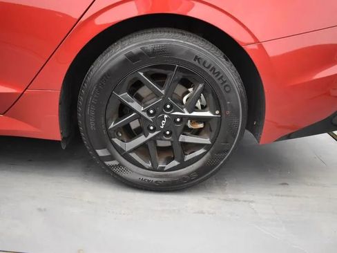 Used 2025 Kia K5 LXS image 35