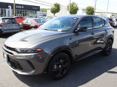 Used 2024 Dodge Hornet R/T w/ R/T Blacktop Package image 2