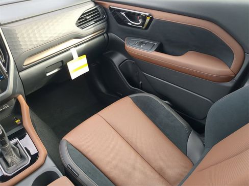 New 2025 Subaru Forester Touring image 16