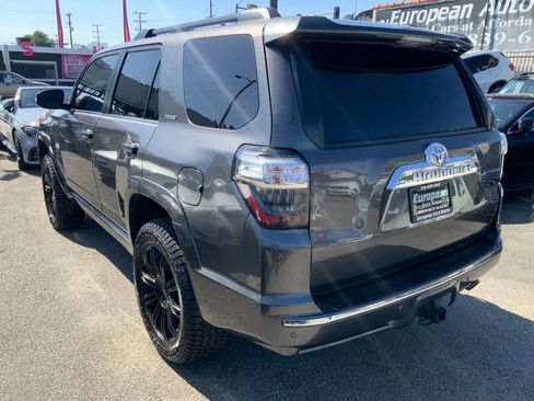 Used 2018 Toyota 4Runner Limited AWD/4WD image 5