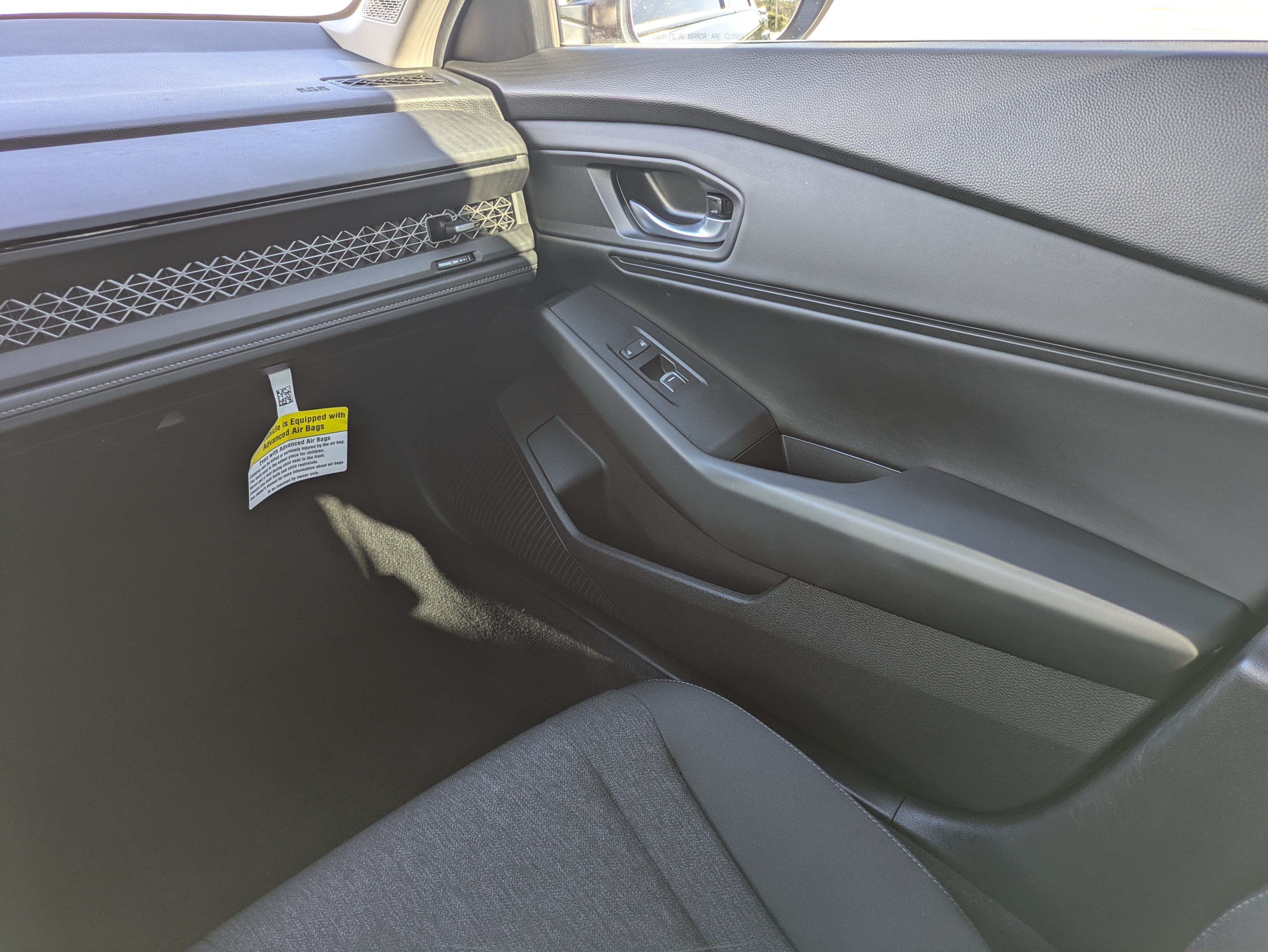 Used 2025 Honda Accord SE image 16