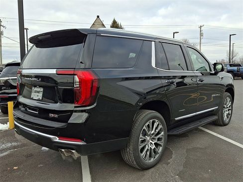 New 2026 GMC Yukon Denali image 4