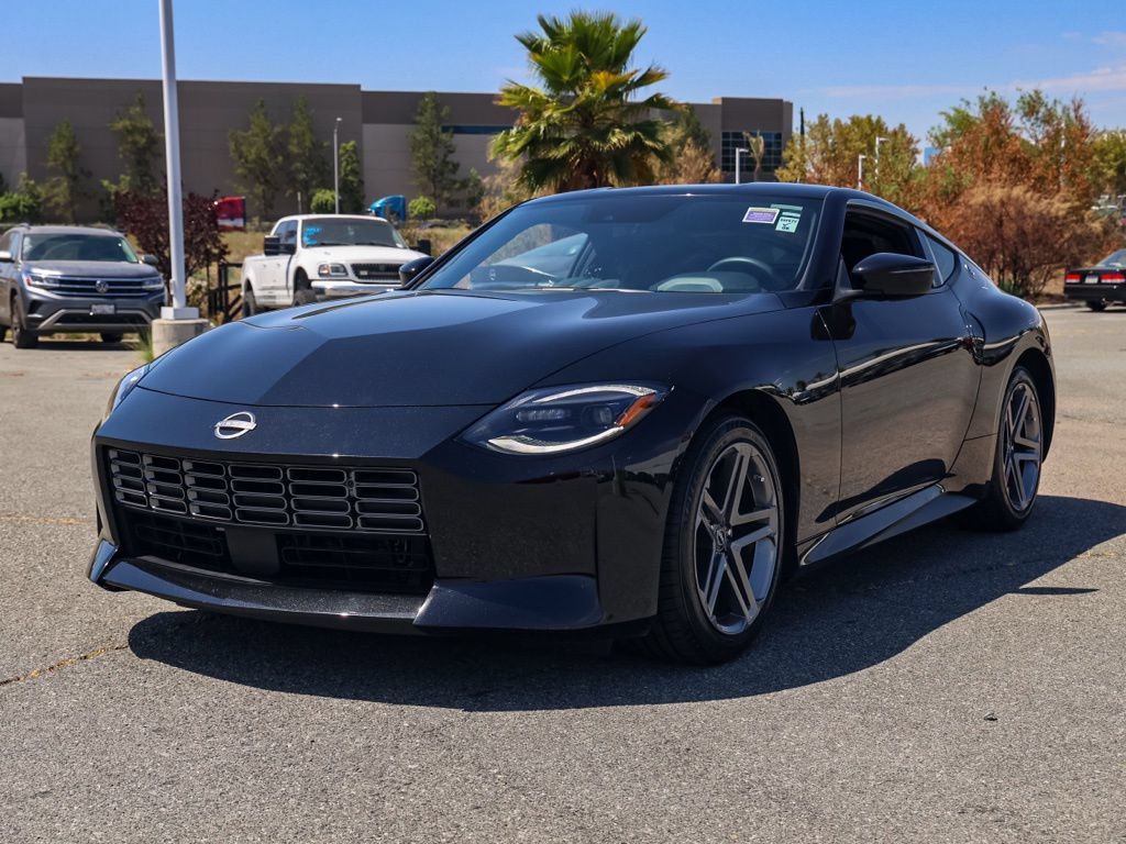 Used 2025 Nissan Z Sport w/ Floor Mat Package RWD image 7