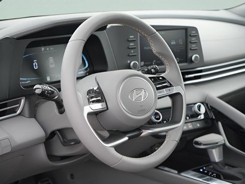 New 2026 Hyundai Elantra SEL Sport Premium FWD image 22