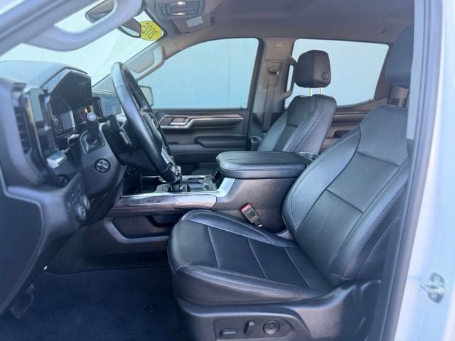 Used 2023 Chevrolet Silverado 1500 LTZ AWD/4WD image 22