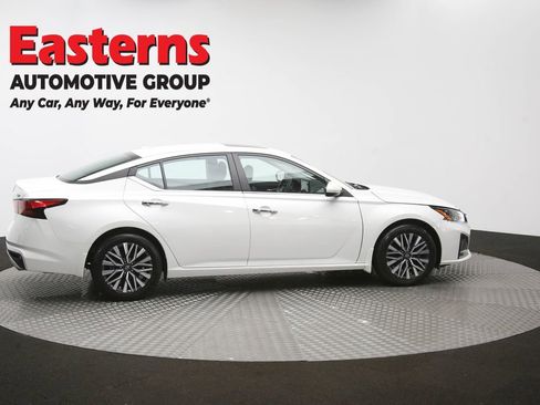 Used 2024 Nissan Altima 2.5 SV w/ SV Premium Package FWD image 44