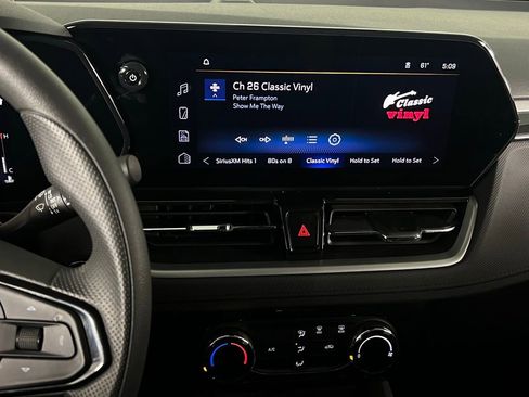 Used 2025 Chevrolet TrailBlazer LT image 16