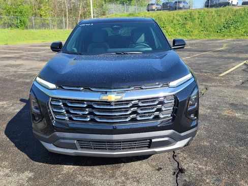 New 2026 Chevrolet Equinox LT w/ Convenience Package II FWD image 4