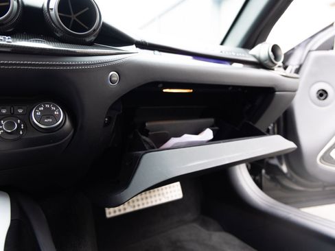 Used 2014 Ferrari F12 Berlinetta image 31